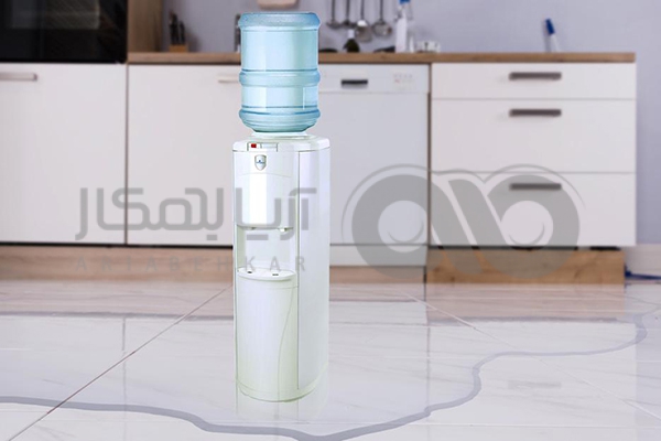 نشتی آبسردکن