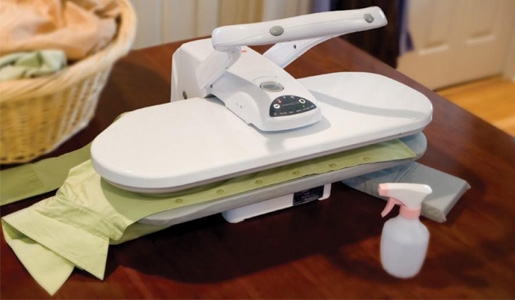 از بین بردن چین و چروک لباس با استفاده از اتوپرس