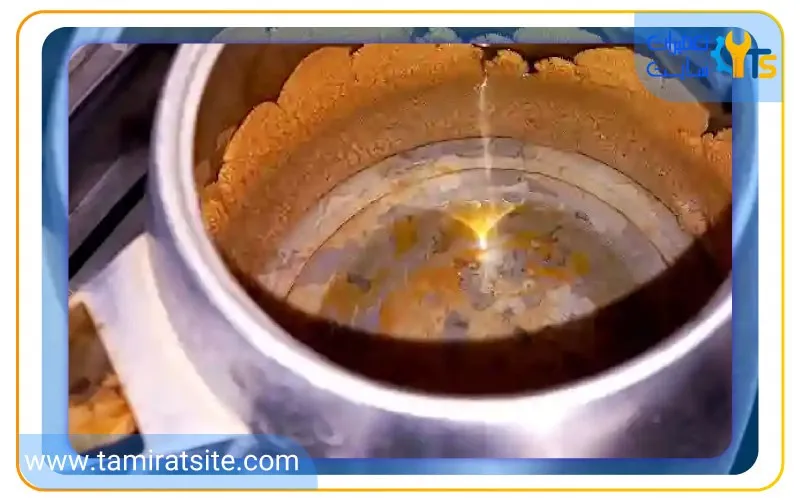 استفاده از آب شهری و تجمع رسوبات علت چربی بستن روی چای ساز