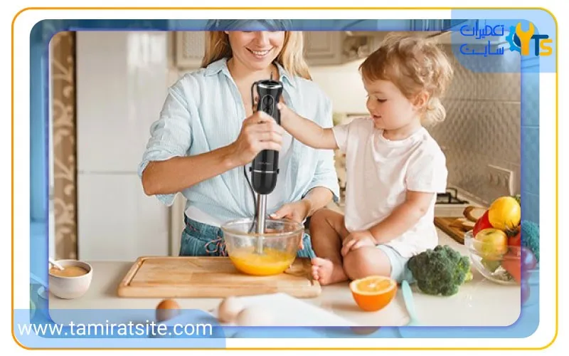 استفاده از گوشت کوب برقی برای درست کردن سوپ کودکان