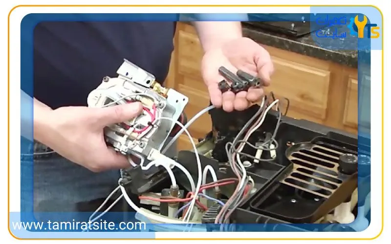 تعمیر و تعویض موتور یا درایور قهوه ساز دلونگی