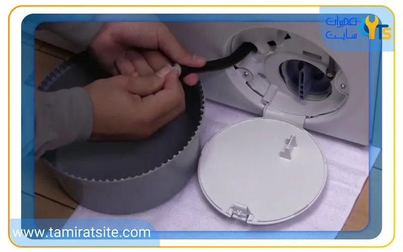 عدم تخلیه کامل آب از لباس ها