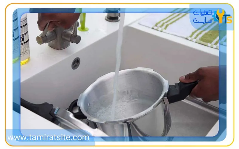 علت سیاه شدن زودپز چیست